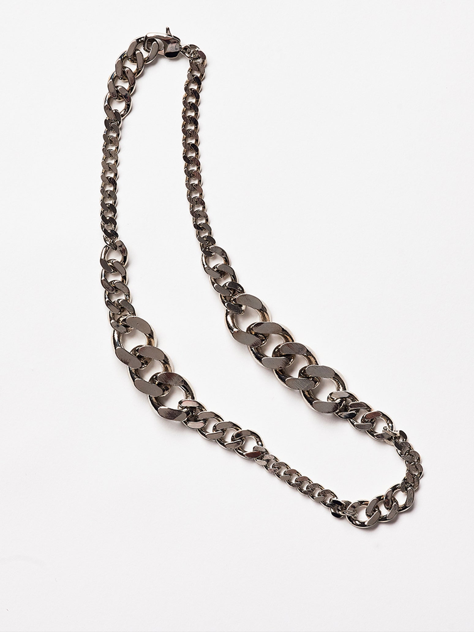 Varied Curb Chain Necklace
