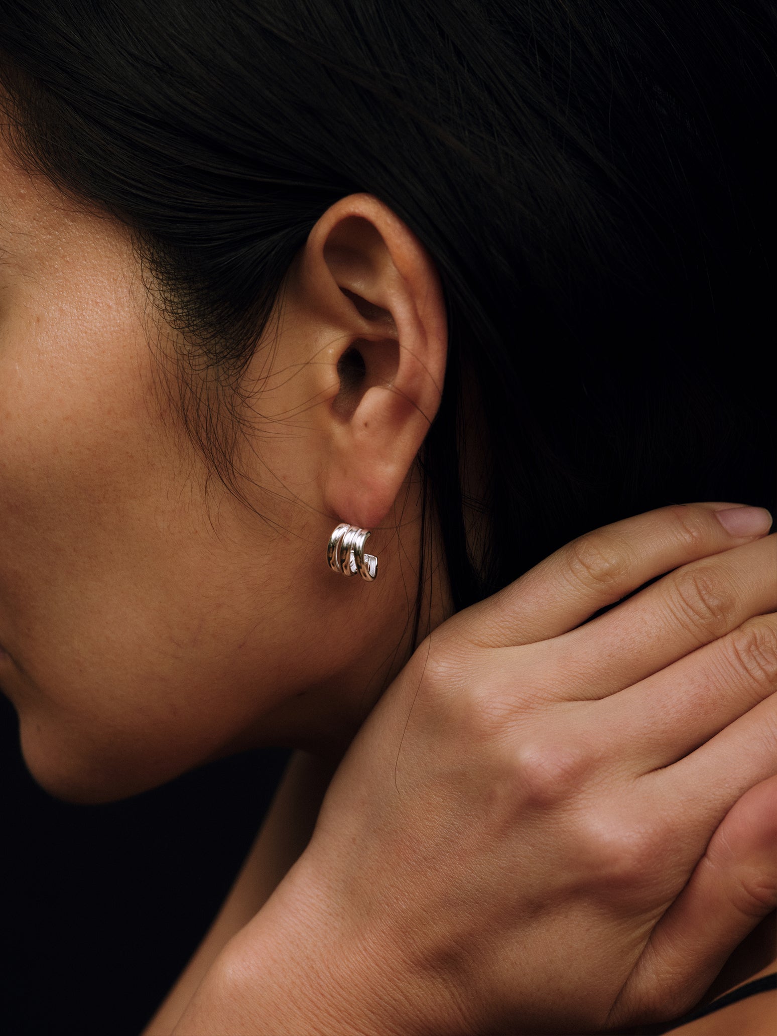 Mini Curved Earrings