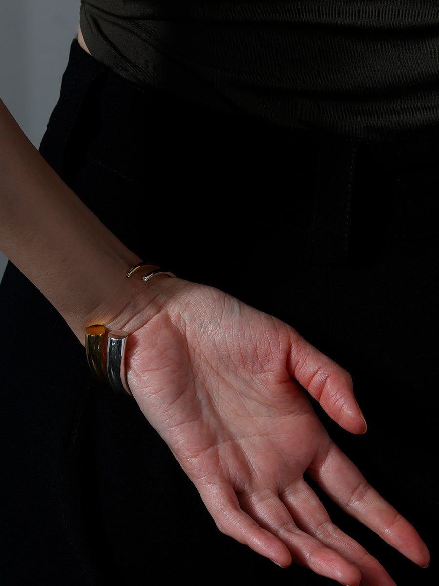 Contour Diamond Bangle