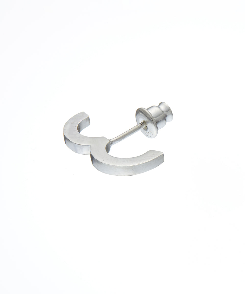 Flat Arc Earring（片耳）