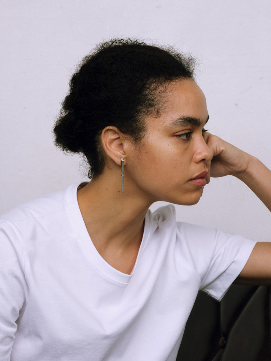 Long Linear Ribbon Earring（イヤリング/片耳）