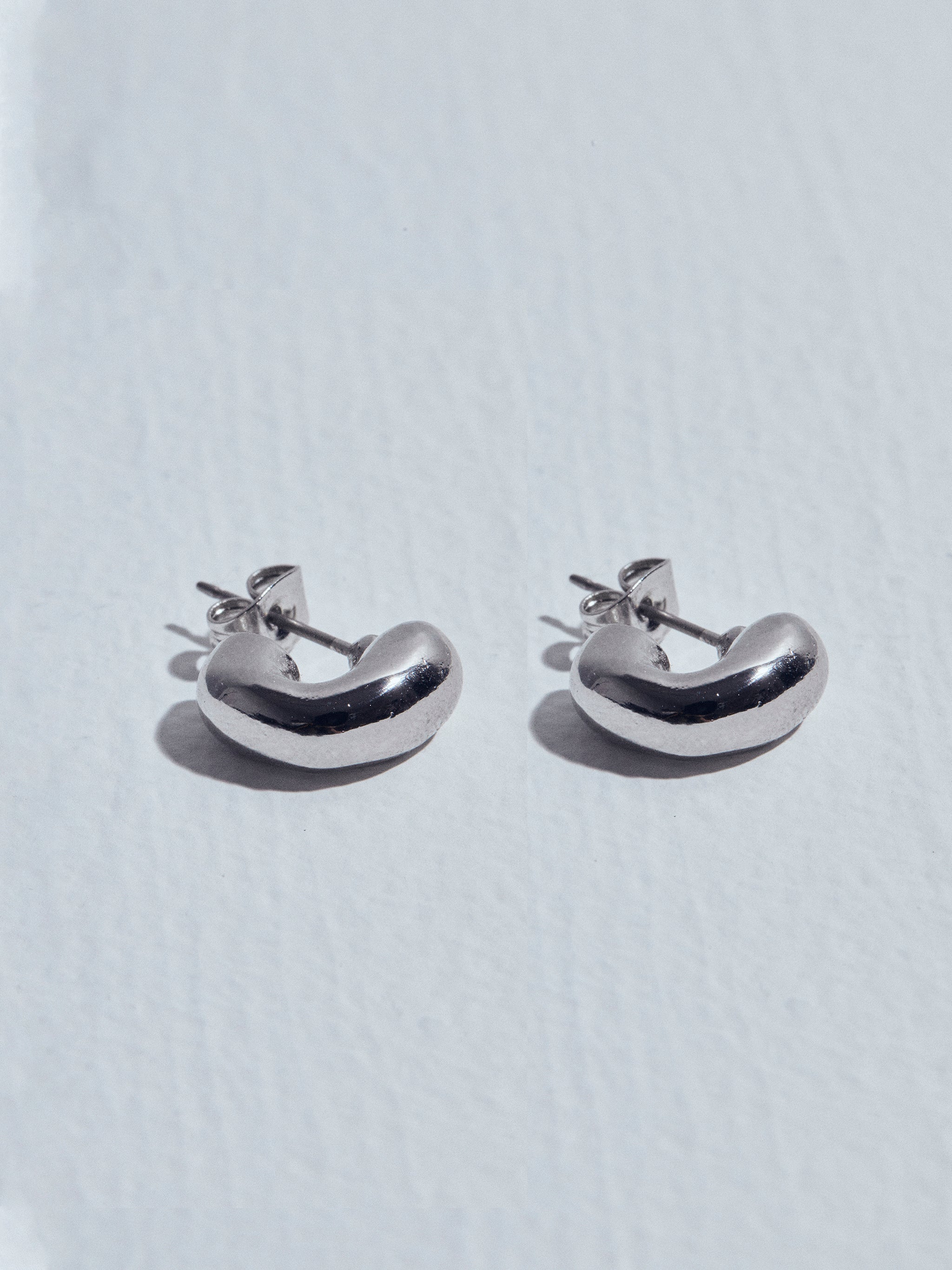 Mini Nuts Earrings (pair) – ucalypt