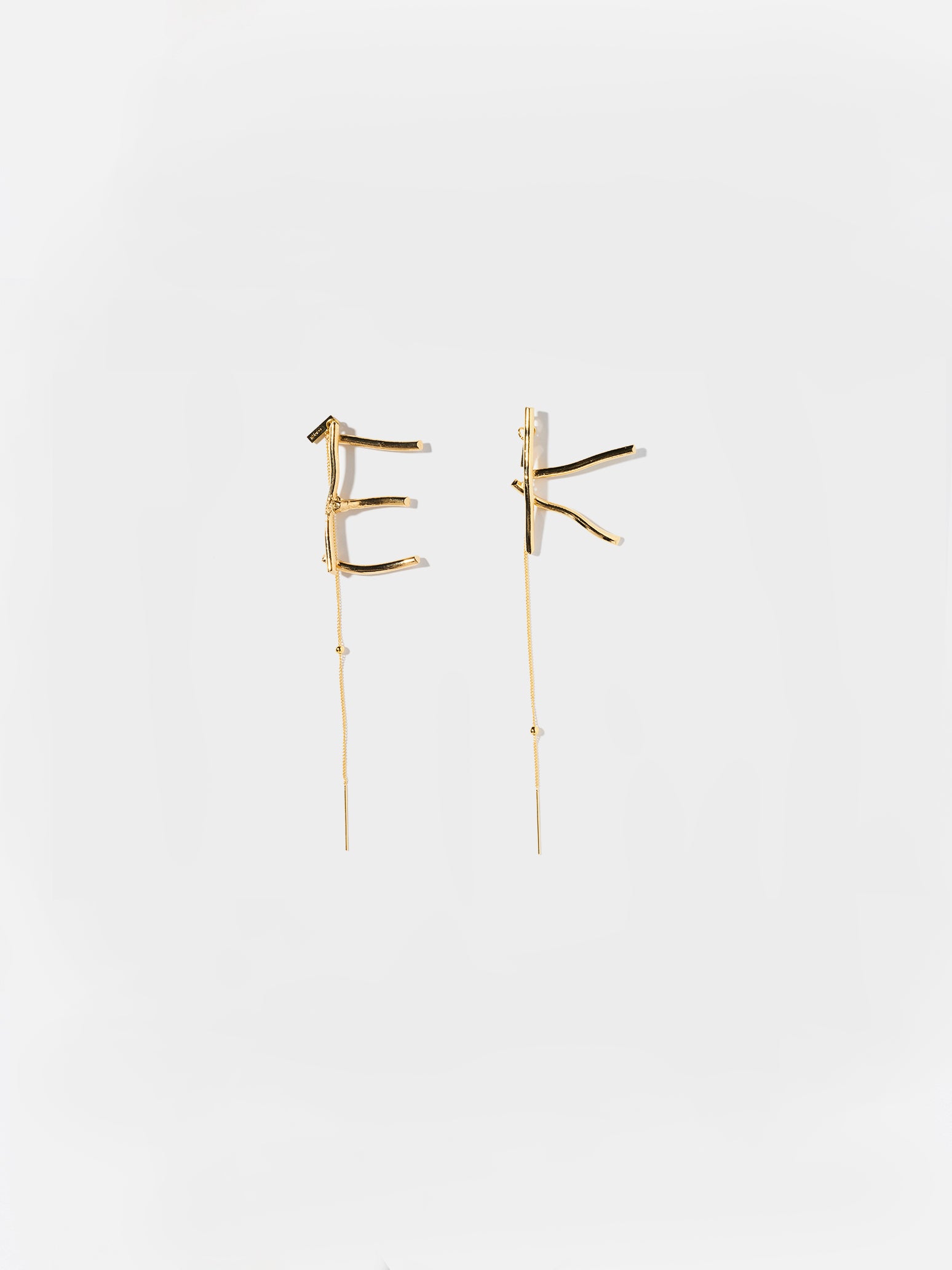 Initial Earring(片耳)