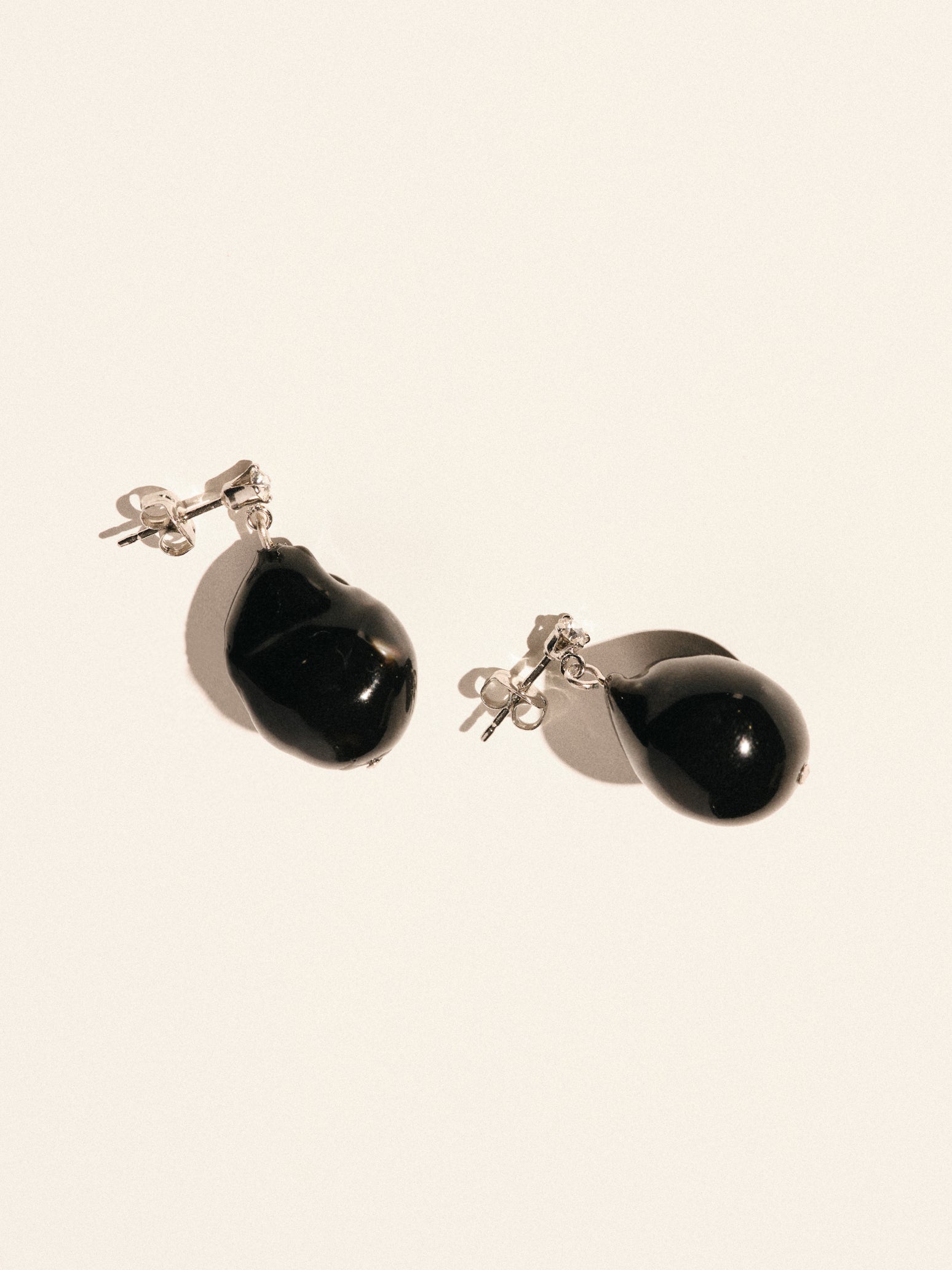 Pearl&Resin Earring（ペア）